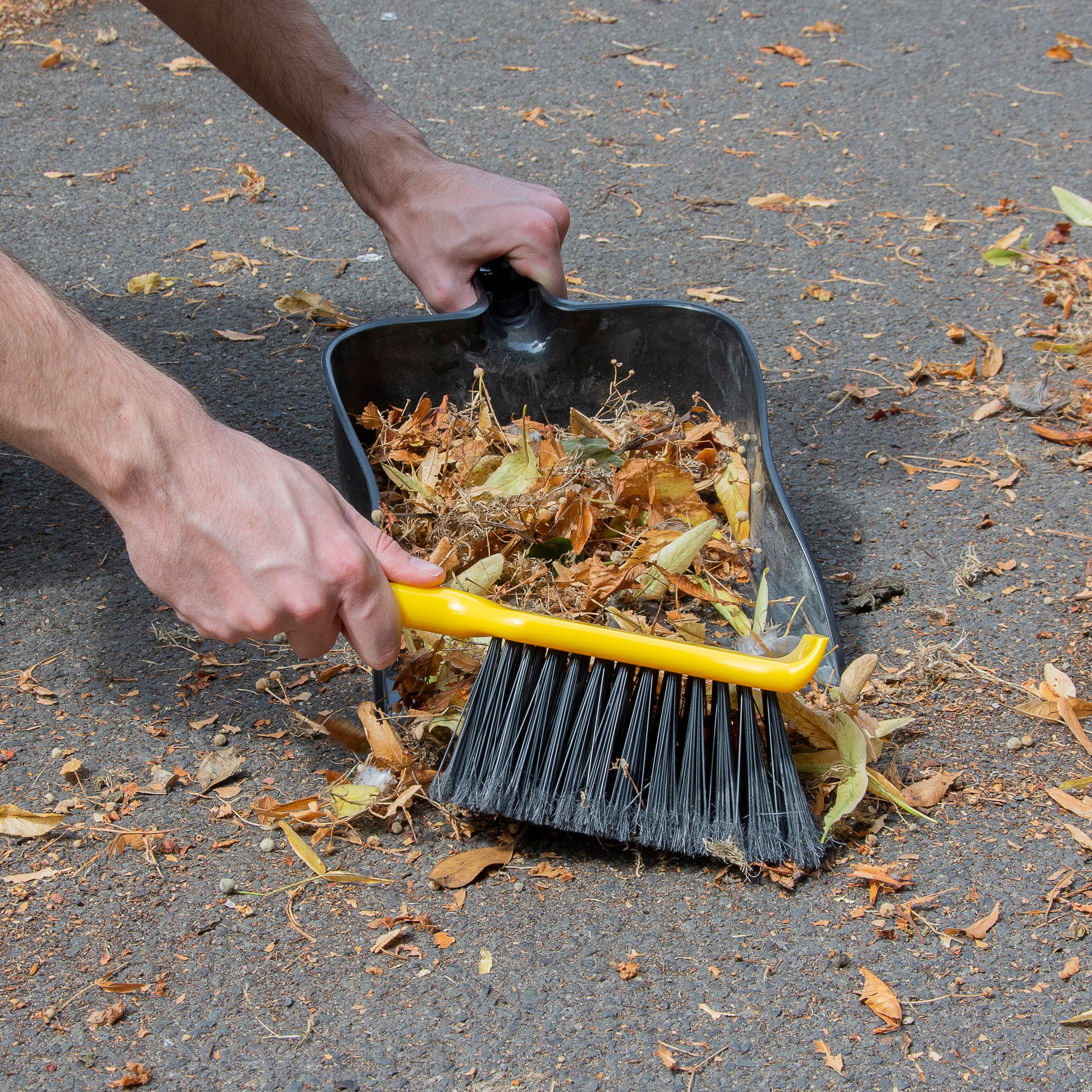 Dustpan & Brush Set - TuuLKIT - DSL